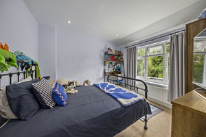 Bedroom- click for photo gallery